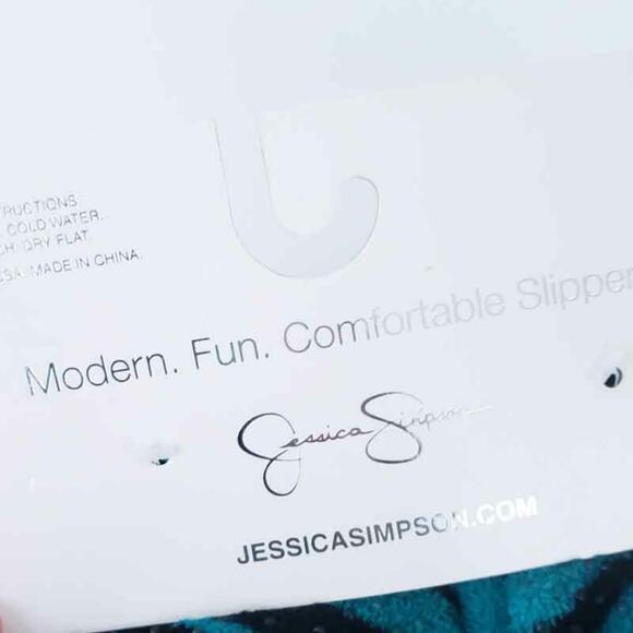 NEW Jessica Simpson Slippers Fleece - Picture 2 of 3